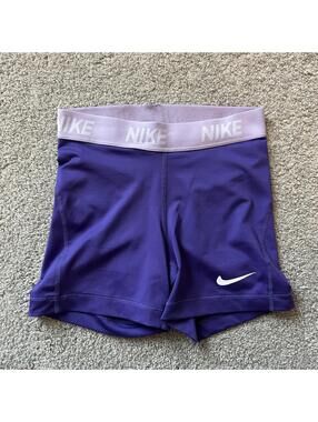 Nike Pro Women’s size XS Dri-FIT Spandex Purple Compression Shorts